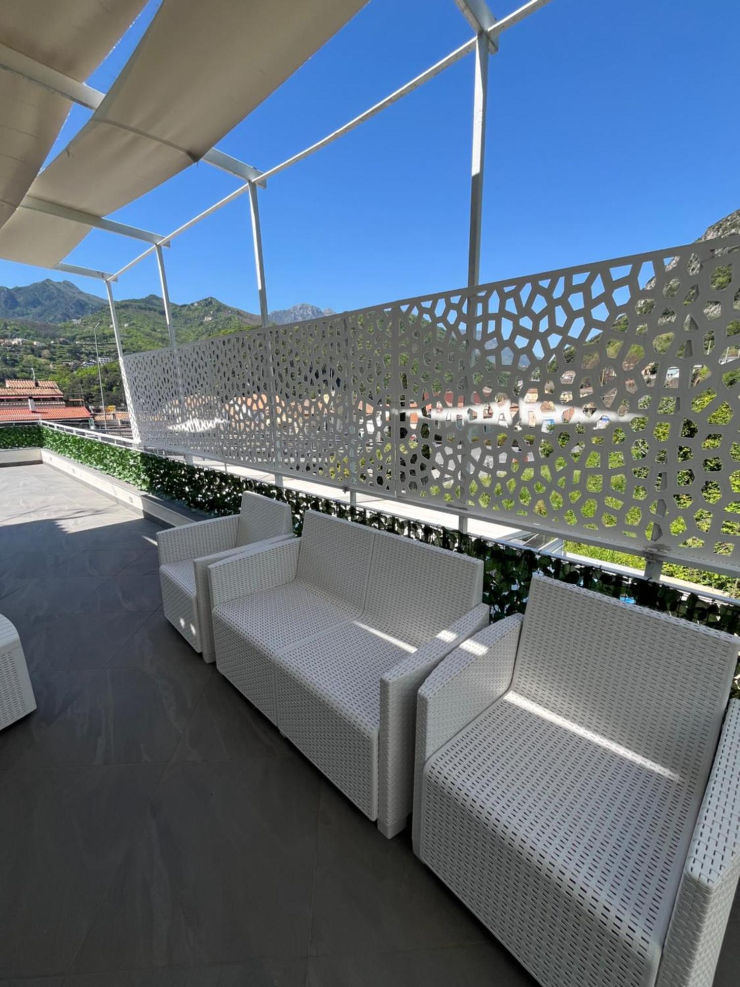 Al Chiaro Di Luna Luxury Suites Amalfi Coast Vietri sul Mare Exterior photo
